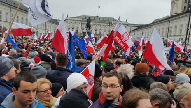 Marsz KOD w Warszawie