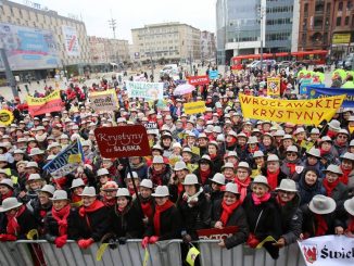 Krystyny w marszu przez centrum Katowic