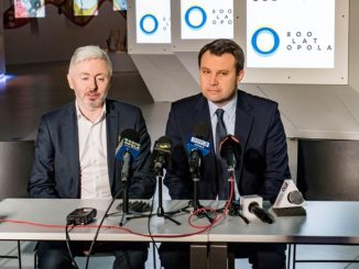 Wiceprezes TVP Maciej Stanecki i Arkadiusz Wiśniewski, prezydent Opola