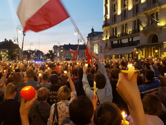 Manifestacja przeciw zmianom w sądownictwie