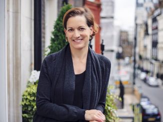 Anne Applebaum