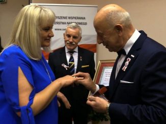 Dyrektor Telewizji TVS Małgorzata Piechoczek uhonorowana Pierścieniem Patrioty