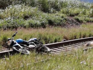 Zwłoki dziennikarza z obciętą głową oraz jego motocykl znalezione na torach kolejowych