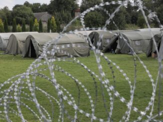 Dziennikarze protestują przeciwko ograniczeniom w pracy mediów na terenie obowiązywania stanu wyjątkowego