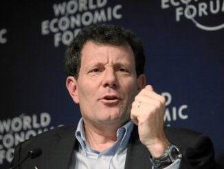 Nicolas Kristof uznał, że w dziennikarstwie dokonał wszystkiego i postawił na karierę polityczną