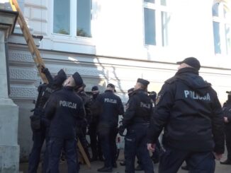 Podczas obchodów policja zatrzymała protestujących aktywistów