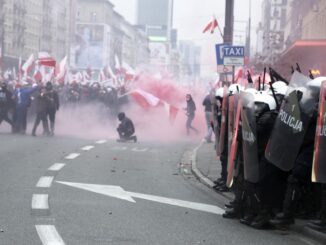 Obsługa marszu niepodległości nie jest bezpieczna dla dziennikarzy