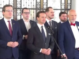 Politycy Konfederacji na konferencji prasowej w Sejmie