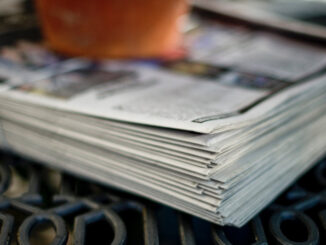 Kolporterzy zarabiają więcej, bo wydawcy podnieśli ceny gazet