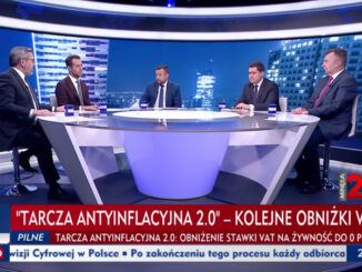 W trzecim kwartale 2022 roku TVP wyemitowała ponad 278 godz. programów z udziałem polityków, z czego 214 godzin poświęcono tym związanym z PiS lub go popierającym