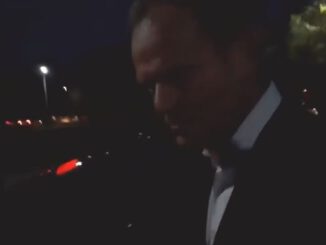 Donald Tusk w Inowrocławiu, kadr z filmu Marka Browińskiego