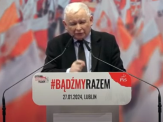 Kaczyński odniósł się m.in. do TV Republika Tomasza Sakiewicza: "Dzisiaj mamy Republikę, chociaż Republika nie wszędzie dociera, no i ma bardzo niewielkie środki, to jest dopiero taki początek telewizji"